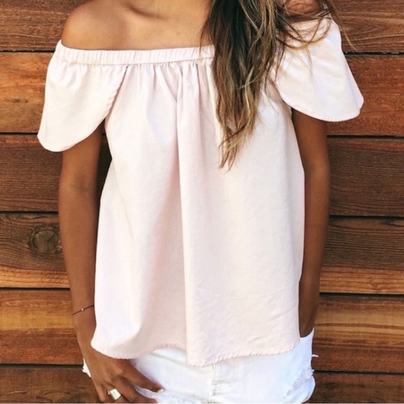 Sincerely Jules, Carmen Flutter Sleeve, Off The Shoulder  Pink Top, Size Large - Picture 13 of 14